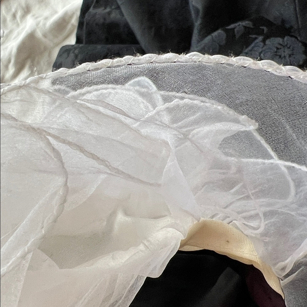 VTG Vintage Dave & Johnny Black Floral Brocade Dress White Organza Shoulders - Picture 5 of 7